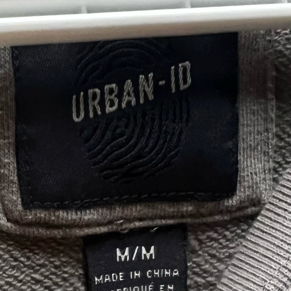 Urban ID, men’s medium, grey sweatshirt with drawstrings at bottom. - Picture 3 of 3